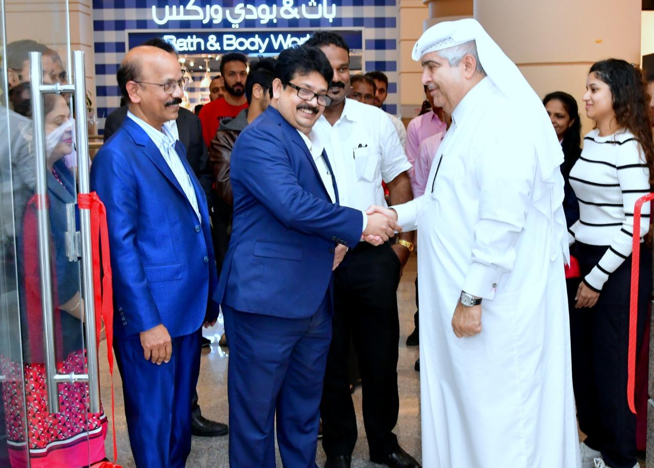 Ezdan Mall showroom, photo 3