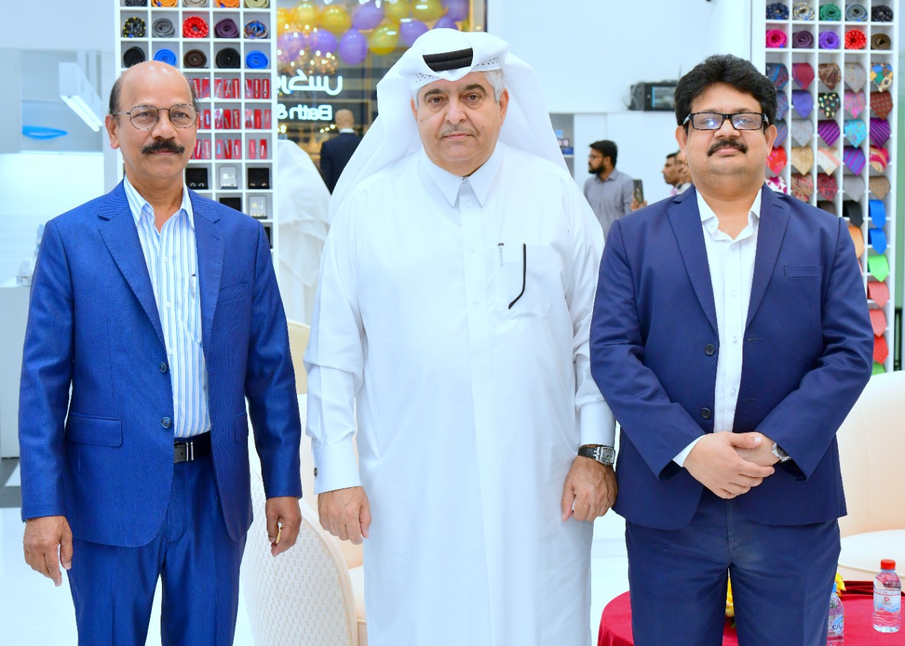 Ezdan Mall showroom, photo 1