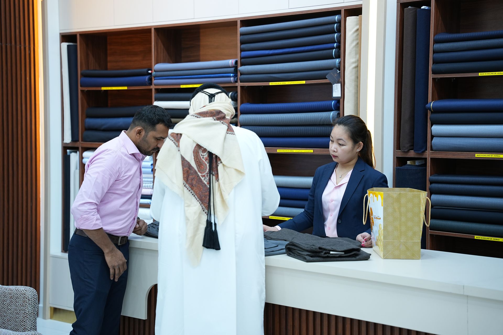 Tawar Mall showroom, photo 13